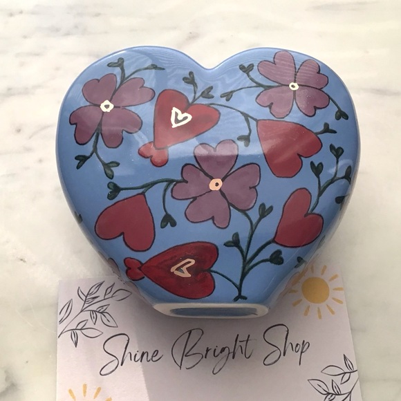 Anthropologie Mud Fairy Heart Shaped Vase Glazed Stoneware Flowers NIB NWT